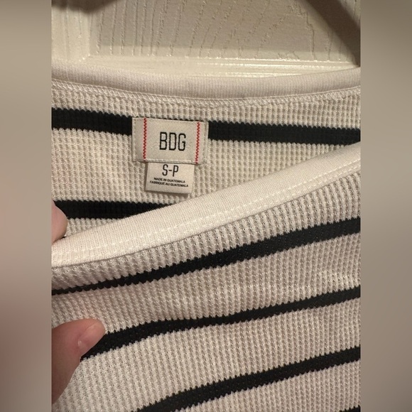 BDG NWOT Willow Boatneck Tee size Small 13” p2p stretchy - Picture 5 of 10